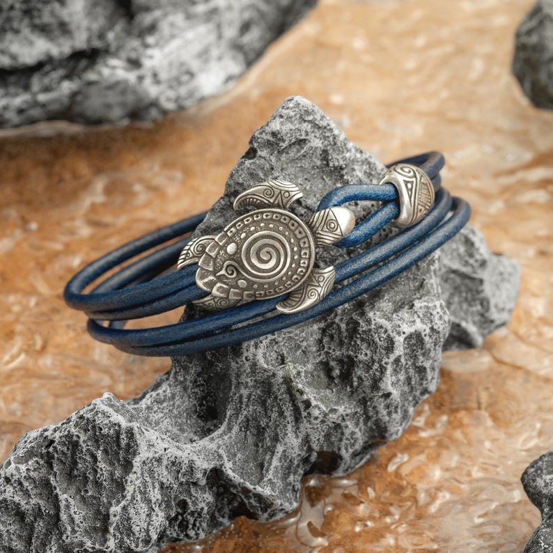 Maori Sea Turtle Bracelet